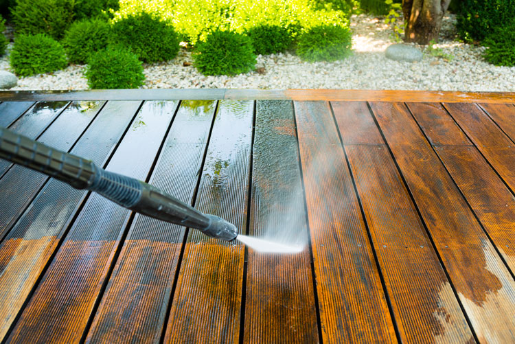 pressure washing deck wood